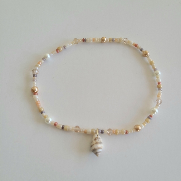 Sandy Beach Beaded Ankle Bracelet - Picture 6 of 6